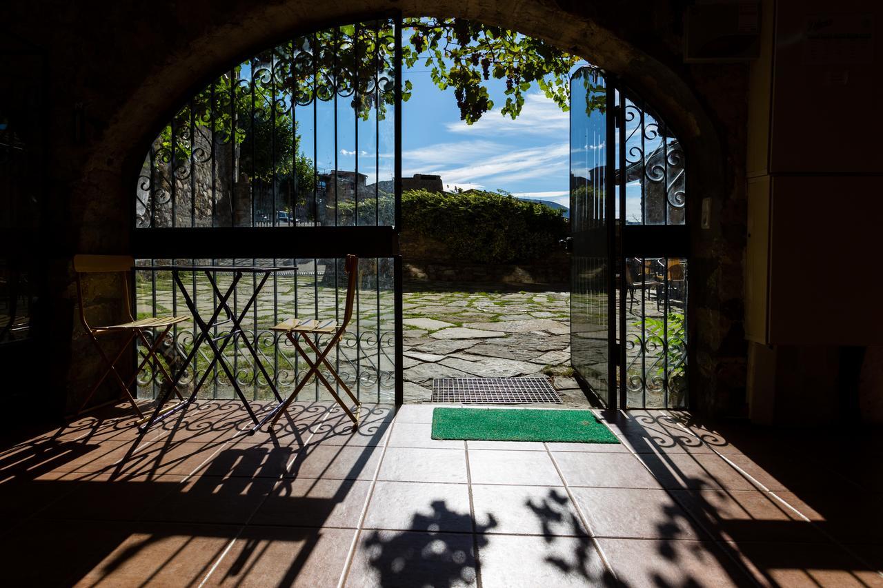 Alberg La Solana Salas de Pallas Extérieur photo